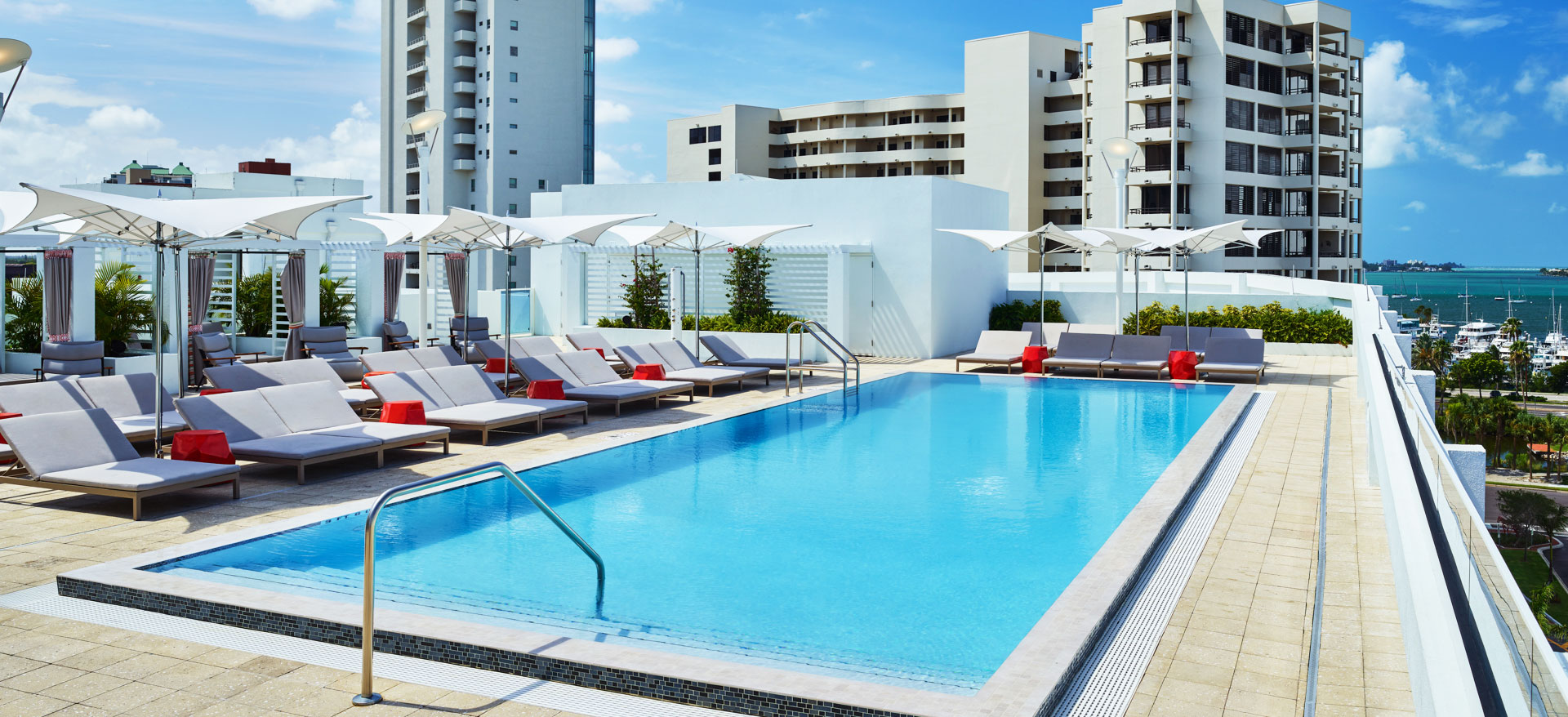Swimming Pool of Art Ovation Hotel, Autograph Collection at Sarasota, Florida